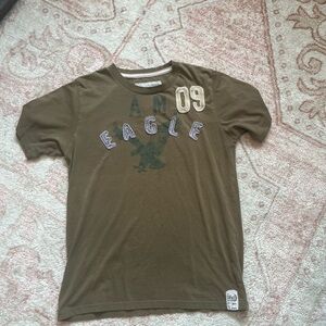 American Eagle Outfitters Olive Graphic Tee